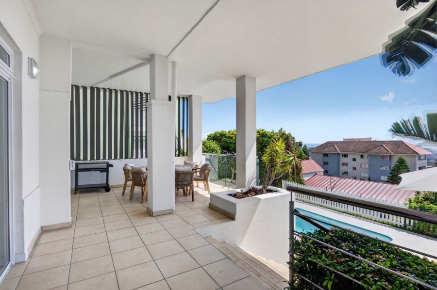 2 Bedroom Property for Sale in Green Point Western Cape